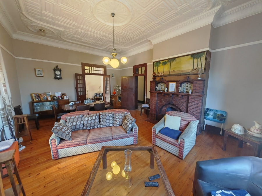 5 Bedroom Property for Sale in Navalsig Free State